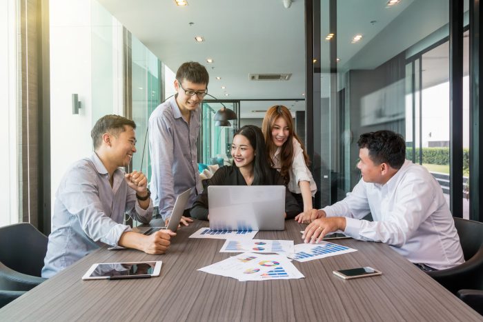 Group Of Asianbusiness People With Casual Suit Working And Brain