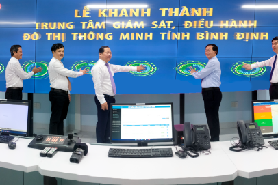 Launching Intelligent Operations Center in Binh Dinh province