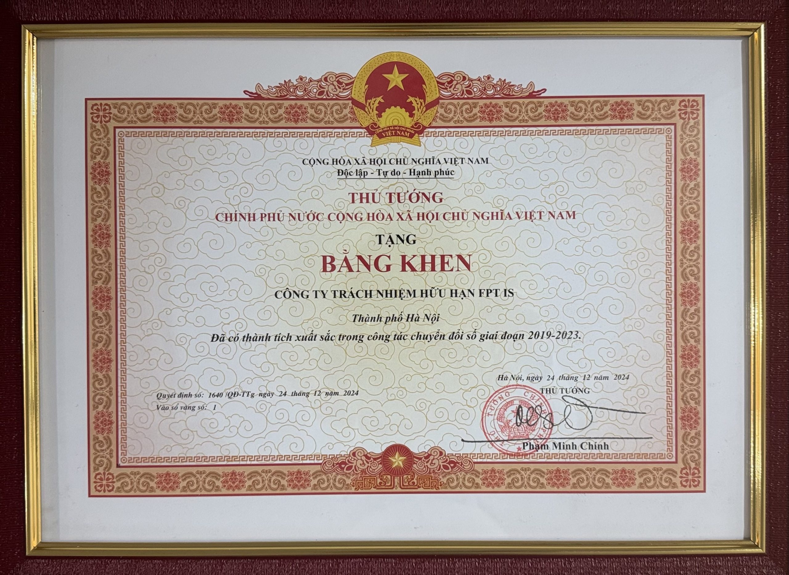 Certificate of Merit from the Prime Minister of Vietnam for outstanding achievements in digital transformation in the 2019 – 2023 period