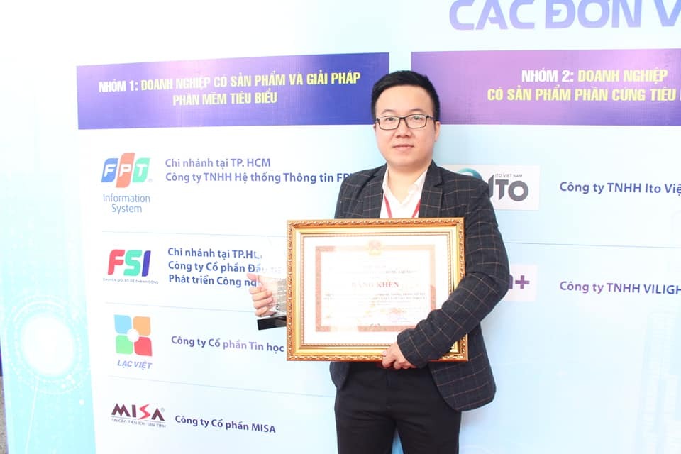 Ho Chi Minh City 11th Information and Communications Technology Awards – Enterprises with Outstanding Software & Solutions category – FPT Data Processing and Integration Platform (FPT.Fortuna)