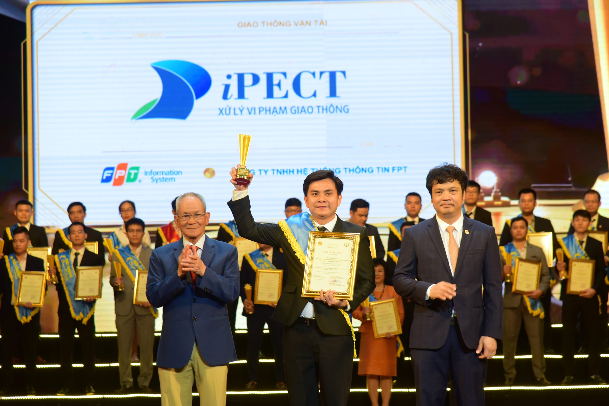 2022 Sao Khue Awards (Vietnam ICT Excellence) – Traffic Enforcement System (FPT.iPect)