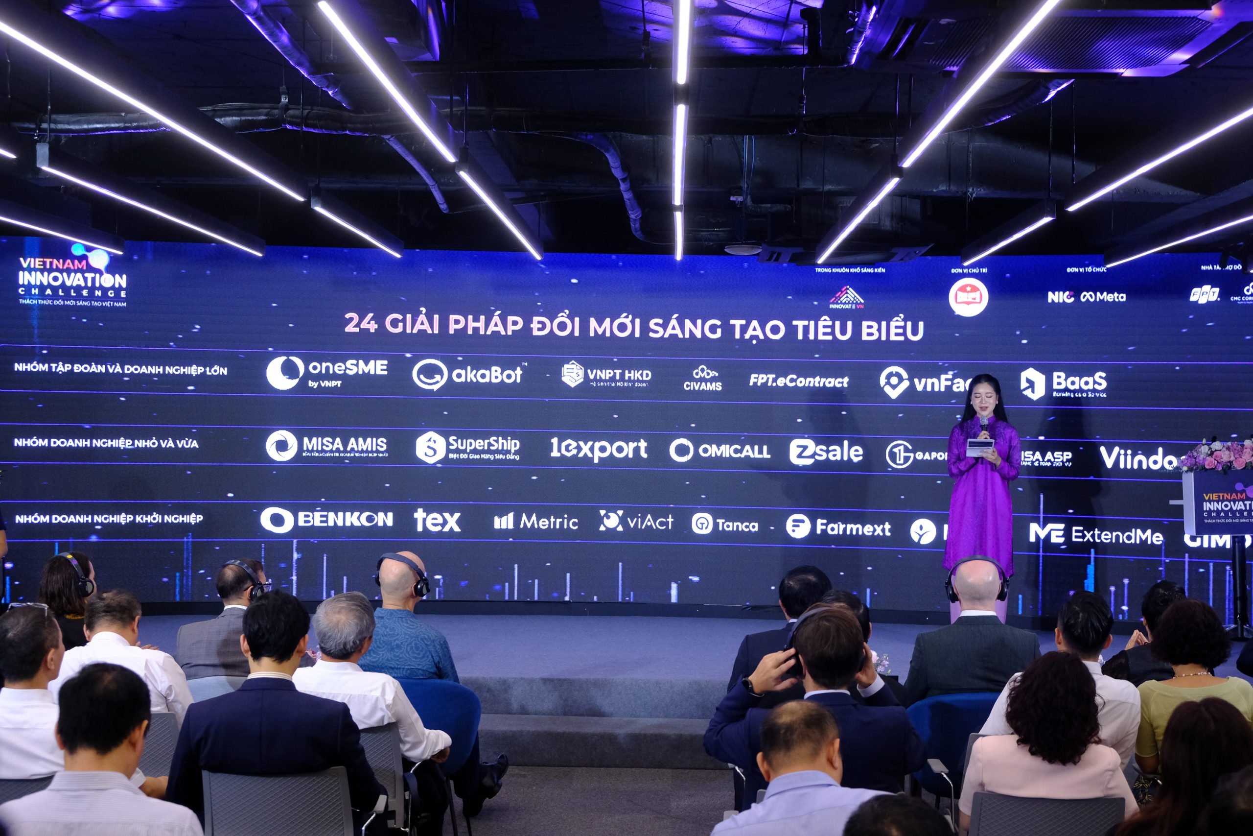 Vietnam Innovation Challenge Program 2023 – Top 24 Innovative Solutions – Electronic Contract Solution (FPT.eContract)