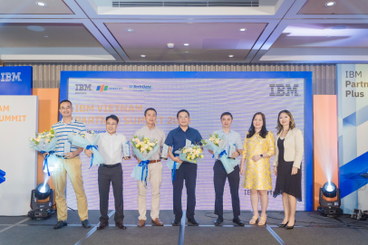 FPT IS lần đầu tiên giành giải thưởng IBM Software Partner