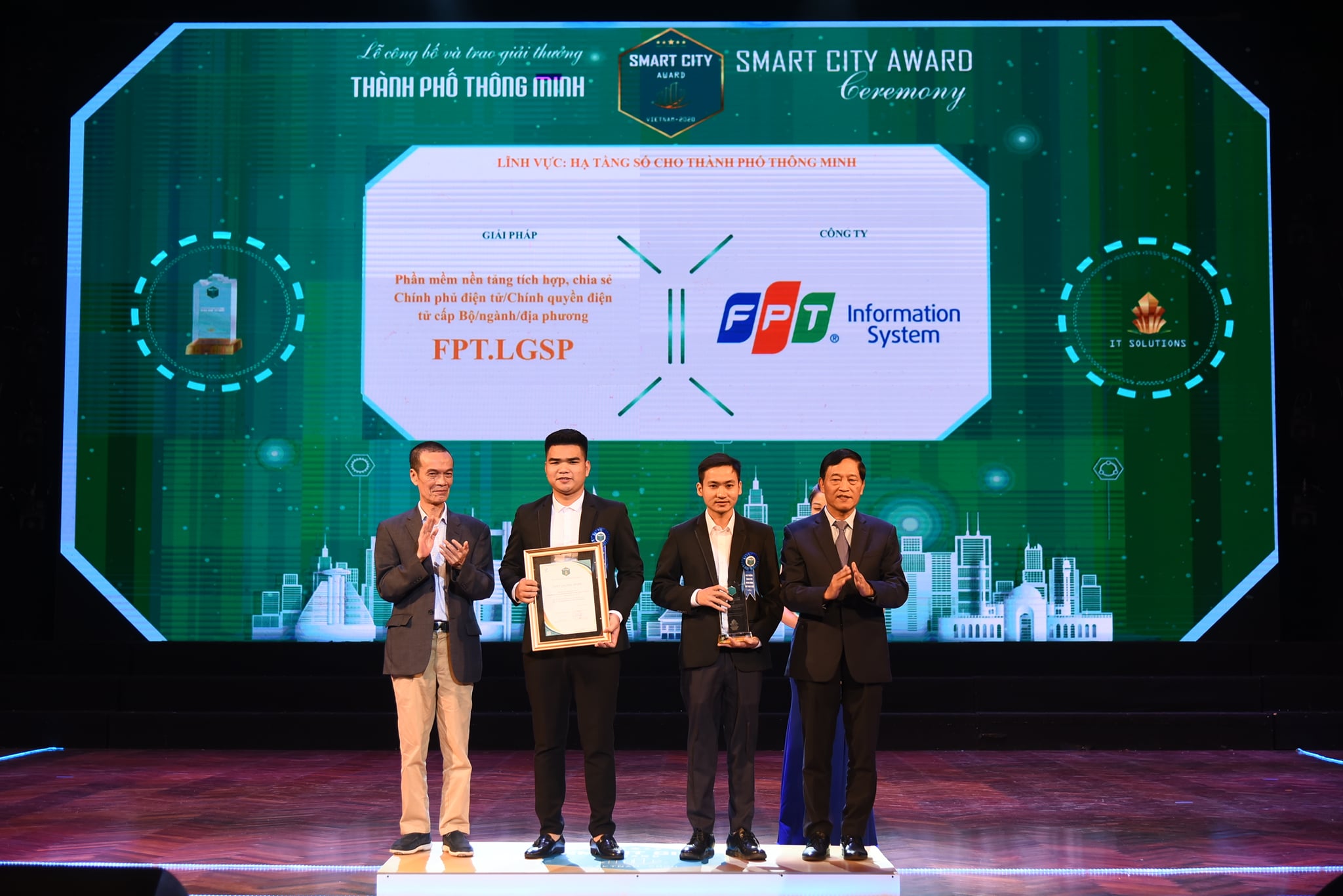Nền tảng tích hợp, chia sẻ Chính phủ điện tử/Chính quyền điện tử cấp Bộ/ngành/địa phương – FPT.LGSP đạt Giải thưởng Thành phố thông minh Việt Nam 2020