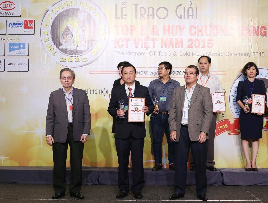 Giải thưởng Top 5 và Huy chương Vàng ICT Việt Nam 2015, hạng mục Đơn vị phần mềm hàng đầu