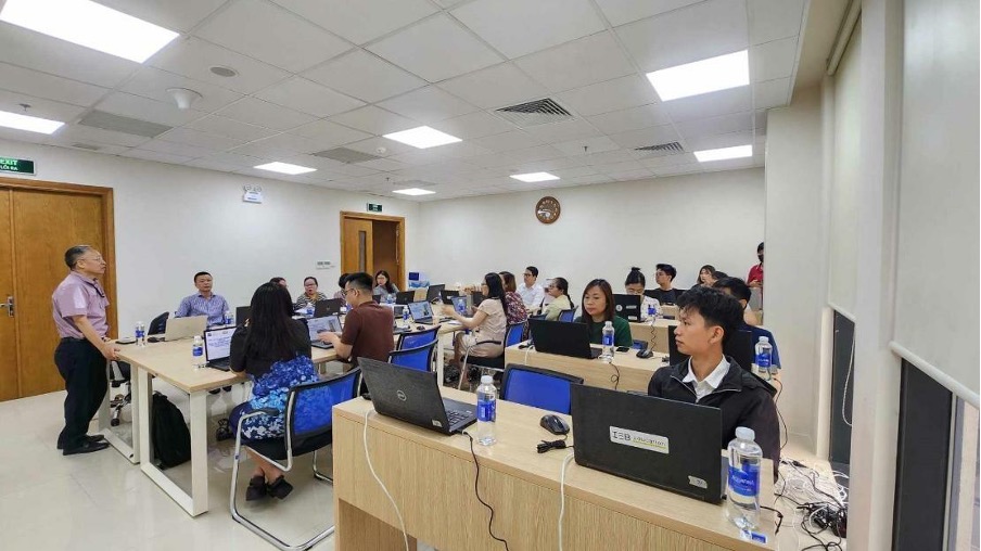 FPT đồng hành cùng Ủy ban Chứng khoán Nhà nước nâng cấp hệ thống kế toán theo Thông tư của Bộ Tài chính 5 2 1762488900