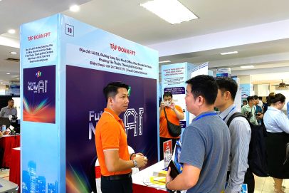 FPT giới thiệu giải pháp AI và công nghệ số hóa tại Techmart 2025 7 Z7319832051887 1e4a957a99274585361406bfc260d6db 1765782986