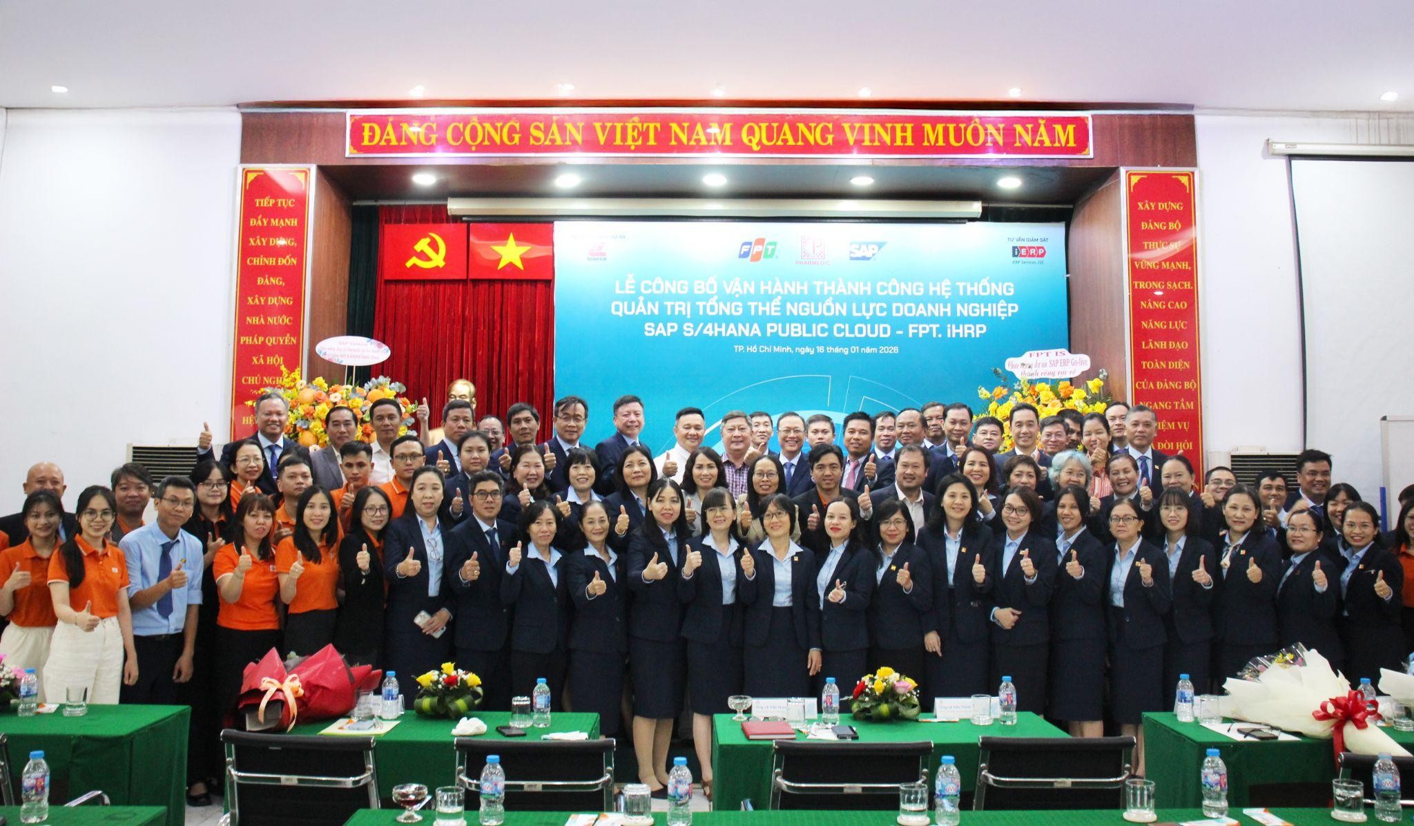 Pharmedic số hóa quản trị quy mô lớn trên nền tảng SAP S/4HANA Cloud do FPT triển khai 1 Fpt Chính Thức Triển Khai Thành Công Hệ Thống Erp Trên Nền Tảng Sap S4hana Public Cloud Cho Pharmedic 1768555556