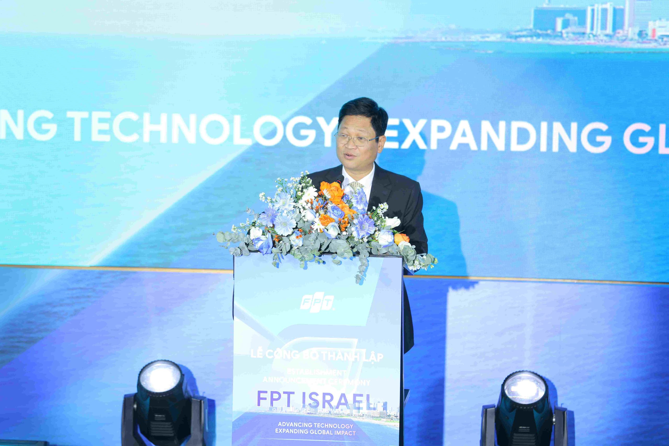 Remarks by Mr. Nguyen Khac Lich on FPT’s establishment of FPT Israel 3 Mr. Nguyen Khac Lich, Director General Of The Department Of Information Technology Industry, Ministry Of Science And Technology, Delivers Remarks At The Fpt Israel Announcement Ceremony. 1770706977