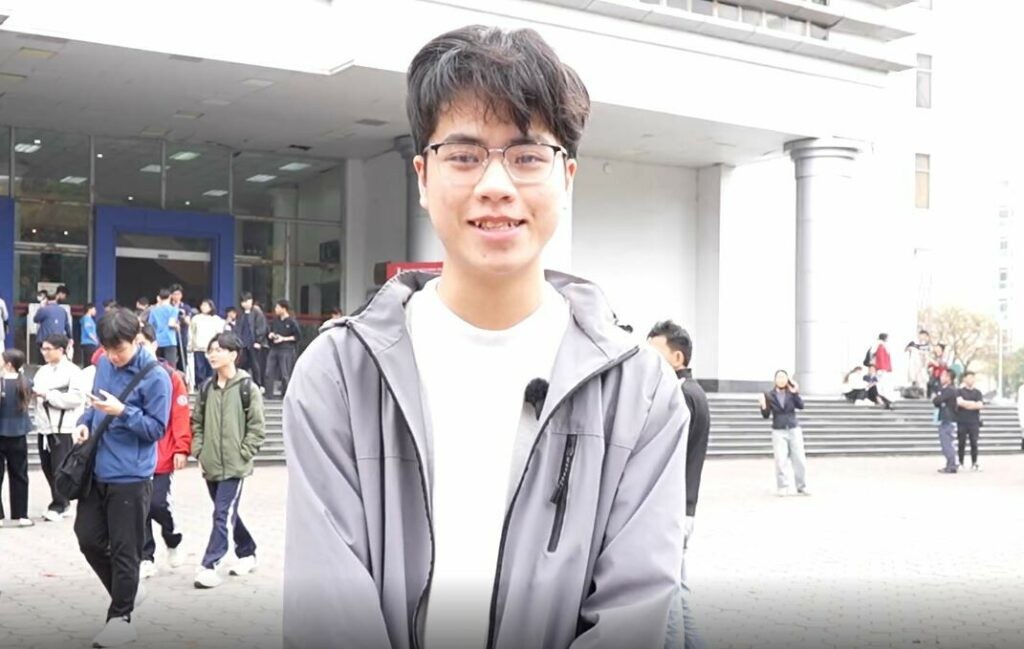 Em Nguyễn Hữu Đức – Thpt Đại Từ (thái Nguyên) Cho Biết Thực Hiện Check In Bằng Kiosk Tự động Nhanh Và Thuận Tiện Hơn Trước 1773744175