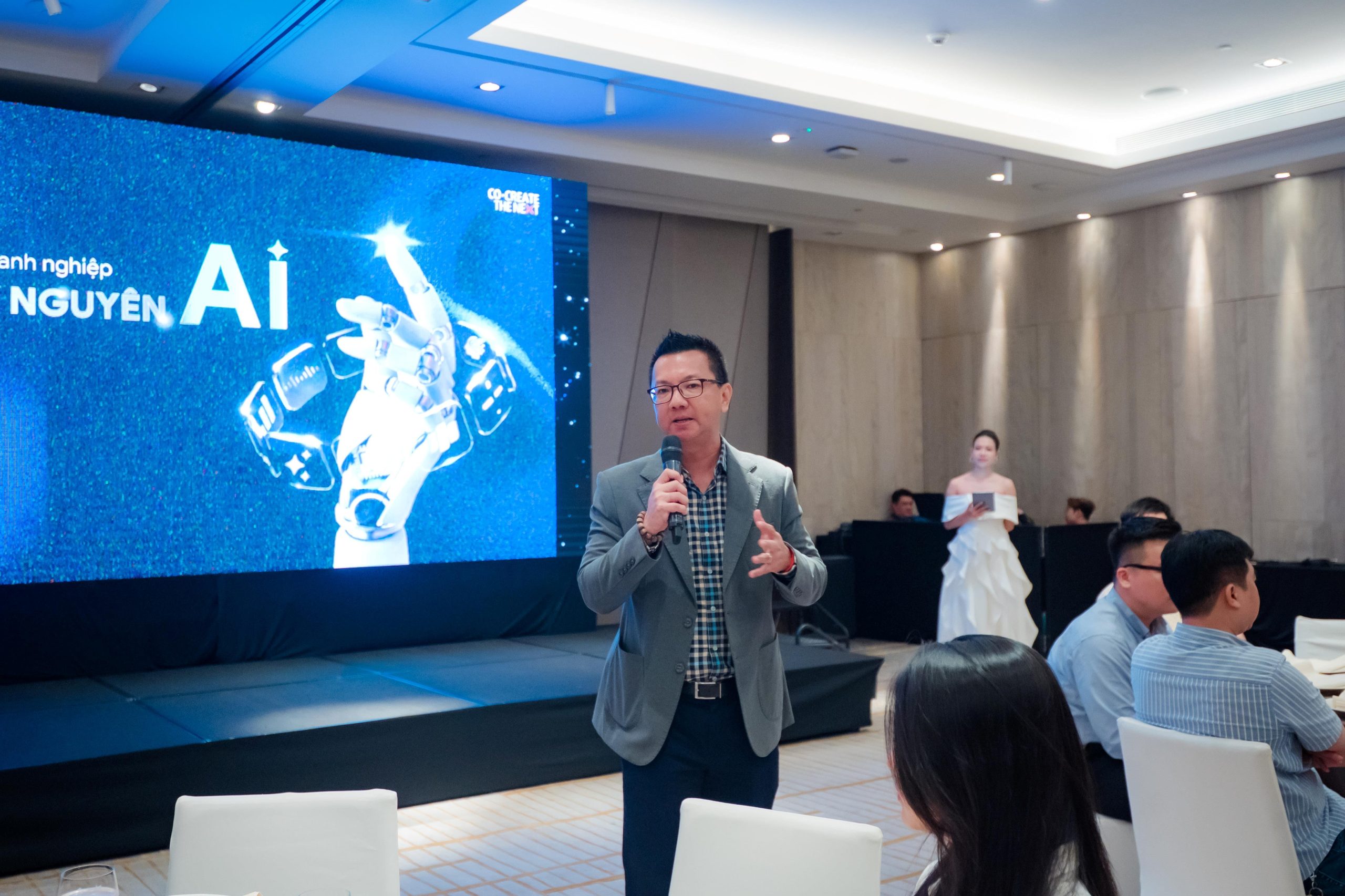 FPT và Cisco đồng hành kiến tạo hạ tầng thông minh cho doanh nghiệp trong kỷ nguyên AI 9 Anh Khoa1 1777883560