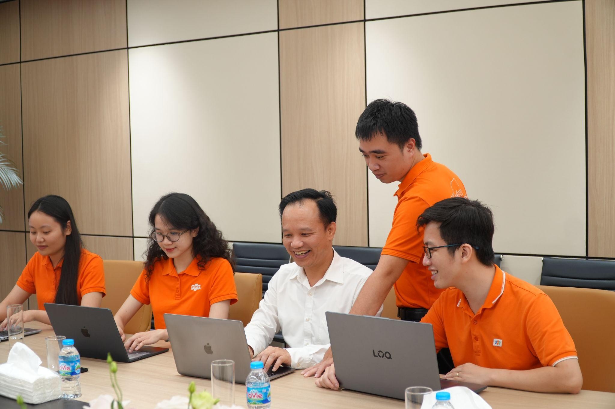 Genfarma cùng FPT đưa vào vận hành hệ thống SAP S/4HANA Public Cloud chỉ sau 2 tháng triển khai 8 Dự án đáp ứng đồng Thời Nhiều Tiêu Chuẩn Nghiêm Ngặt Của Ngành Dược Phẩm Công Nghệ Cao Dù Khối Lượng Công Việc Và Thời Gian đầy Thách Thức 1779102967