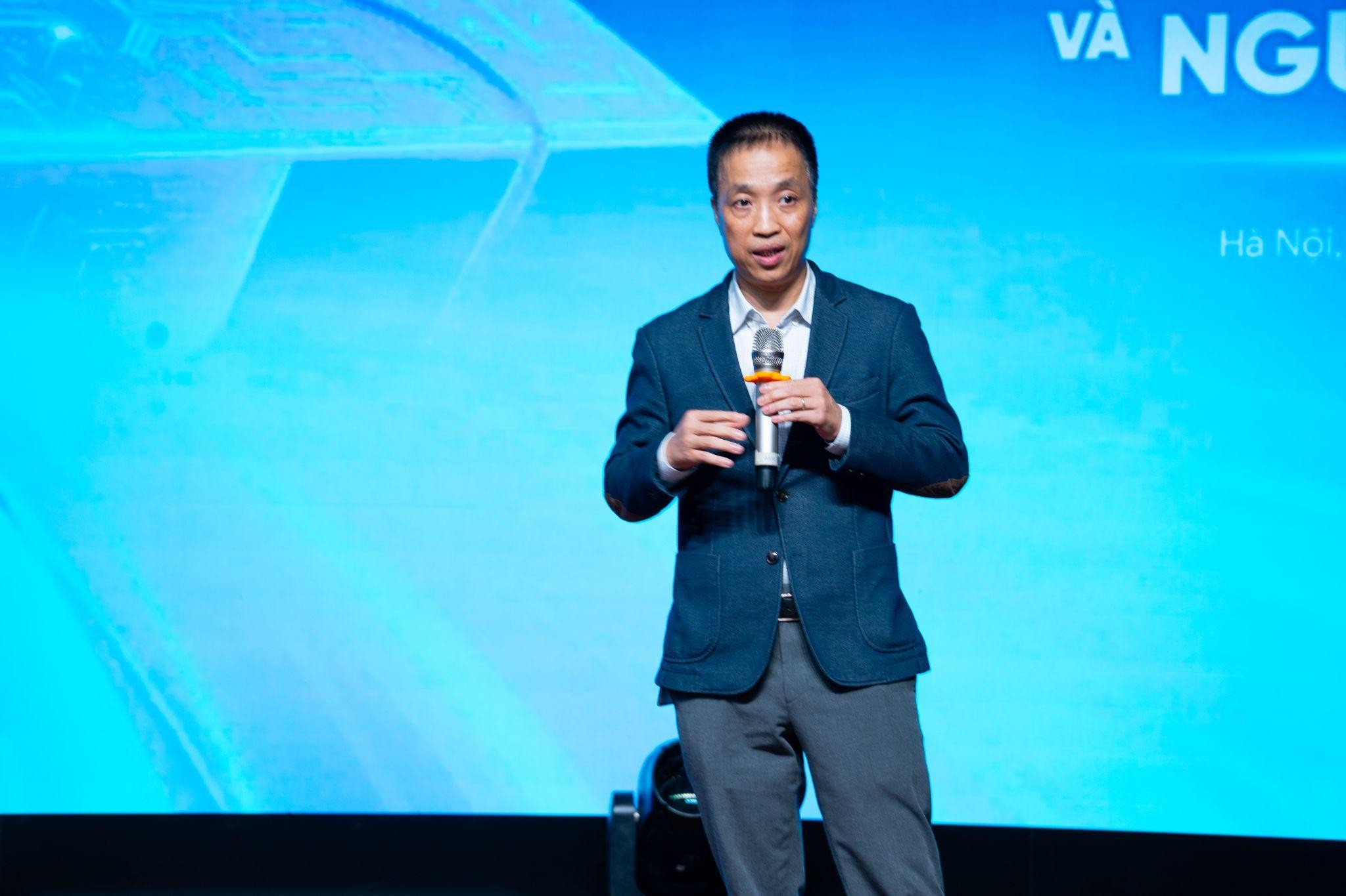 FPT cùng Cisco và Đại học Phenikaa thúc đẩy xây dựng đại học thông minh trong kỷ nguyên AI 16 Ông Hồ Hữu Thắng Giám đốc Công Nghệ Cisco Việt Nam Chia Sẻ Về Những Rào Cản Khiến Nhiều Tổ Chức Giáo Dục Chưa Thể Hiện Thực Hóa Tiềm Năng Ai 1779166516
