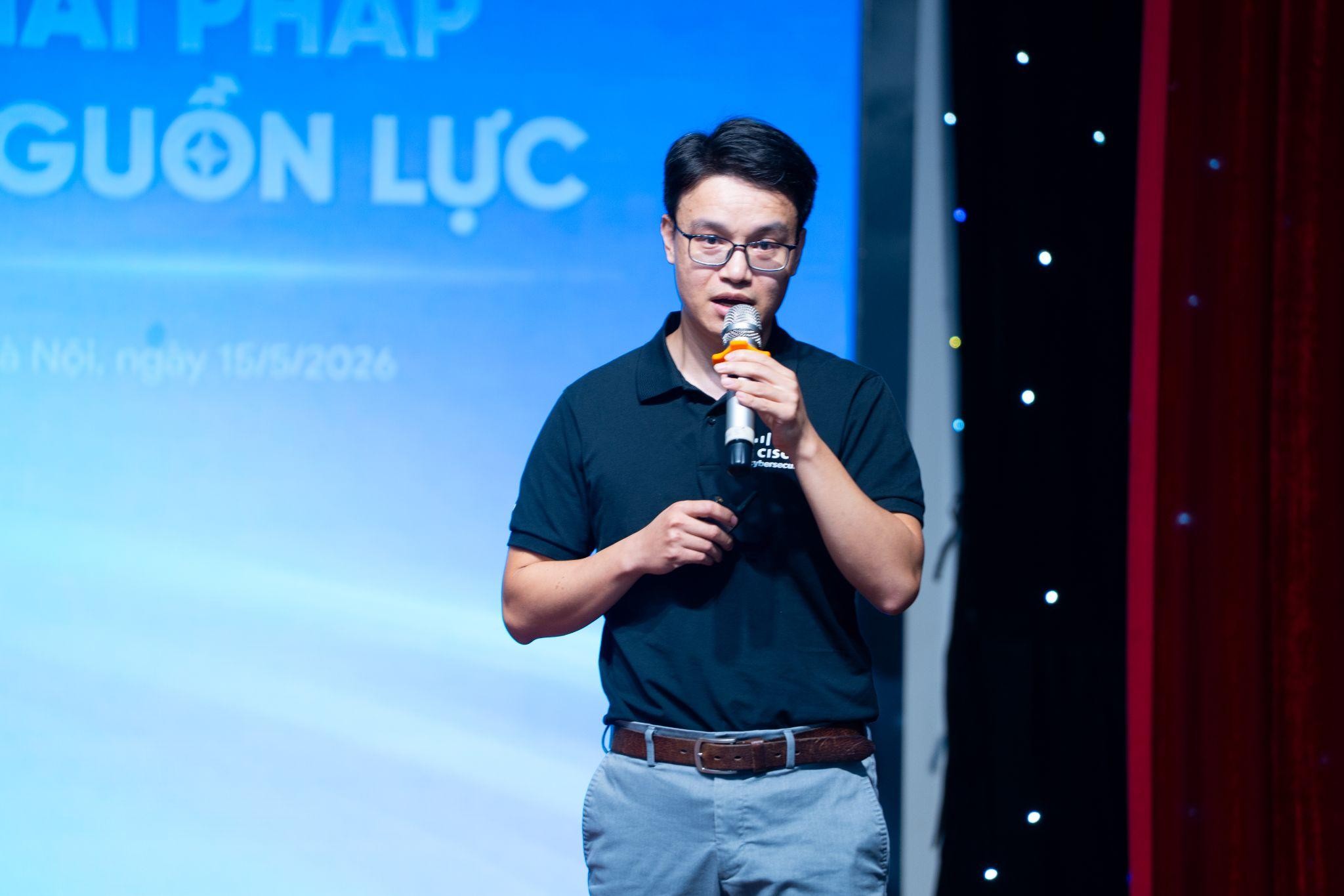 FPT cùng Cisco và Đại học Phenikaa thúc đẩy xây dựng đại học thông minh trong kỷ nguyên AI 22 Ông Nguyễn Tuân Chuyên Gia Bảo Mật, Cisco Việt Nam Khẳng định Lớp Bảo Mật Chính Là Phần Quyết định Tính Bền Vững Của Toàn Bộ Hệ Thống 1779166511