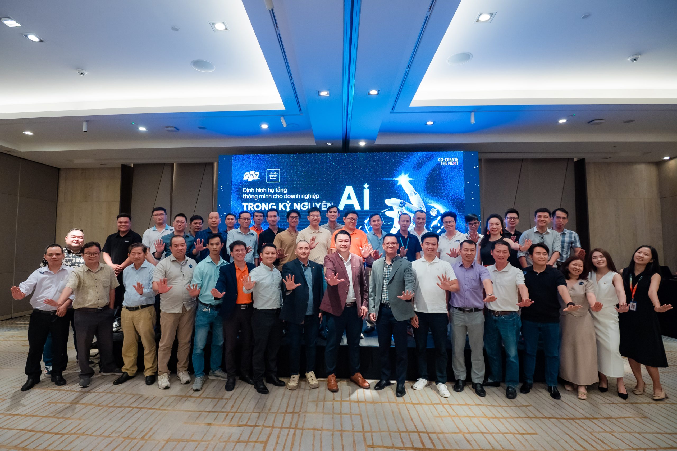 FPT và Cisco đồng hành kiến tạo hạ tầng thông minh cho doanh nghiệp trong kỷ nguyên AI 7 Tập Thể 1777881883