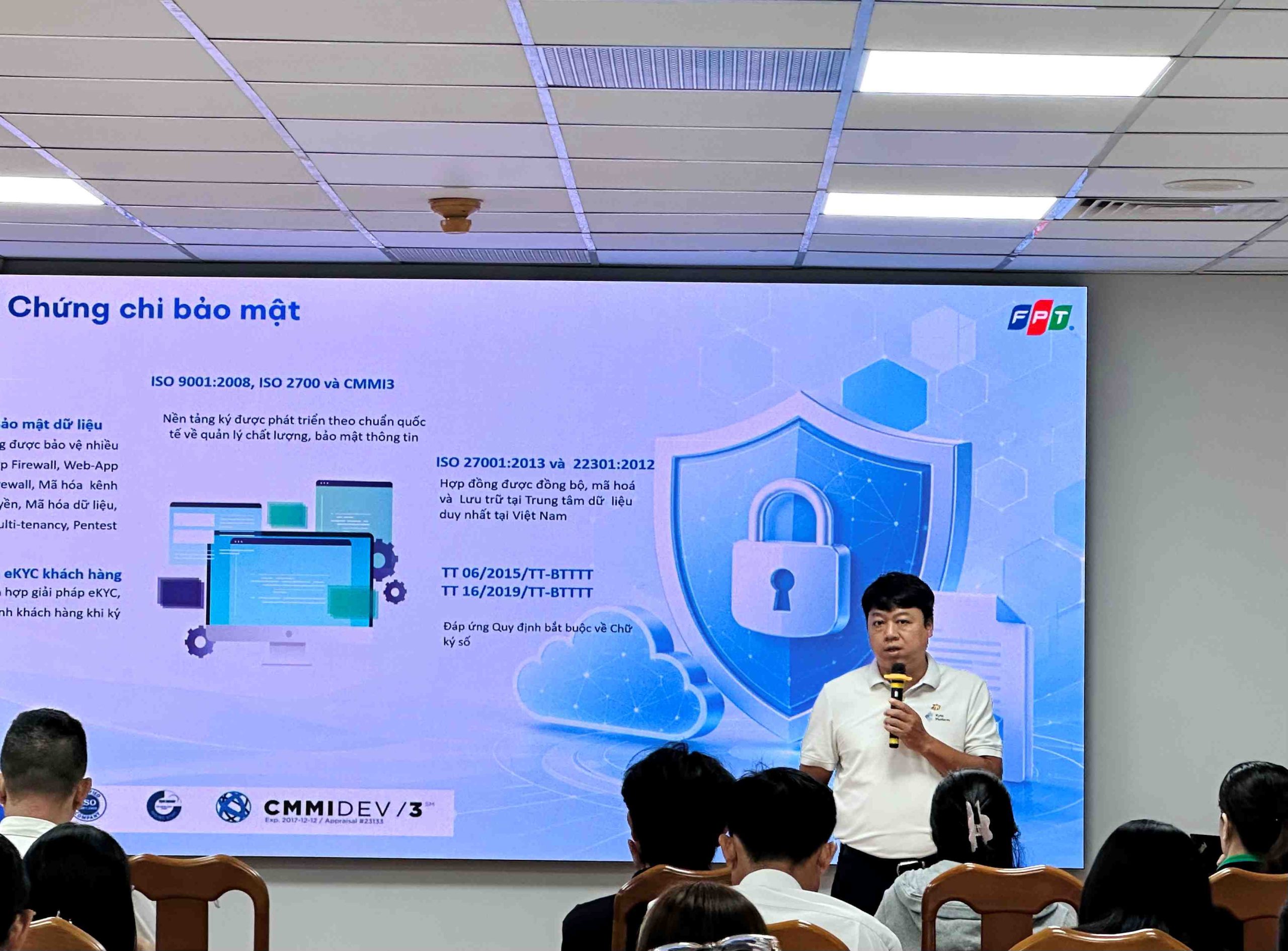 Doanh nghiệp sẵn sàng cho kỷ nguyên hợp đồng điện tử: Góc nhìn pháp lý và thực tiễn từ chuyên gia FPT 7 Ông Nguyễn Tá Anhh 1781855915