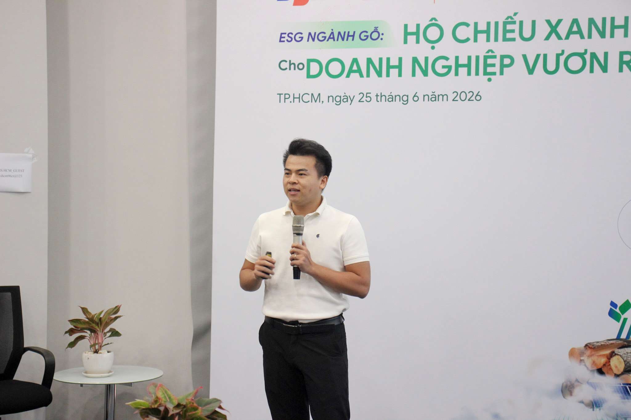 FPT và SGS Việt Nam đồng hành cùng doanh nghiệp ngành Gỗ xây dựng "hộ chiếu xanh" vươn ra thị trường toàn cầu 11 Ông Phạm Tuân Giám đốc Sản Phẩm Vertzéro, Tập đoàn Fpt2 1782725395