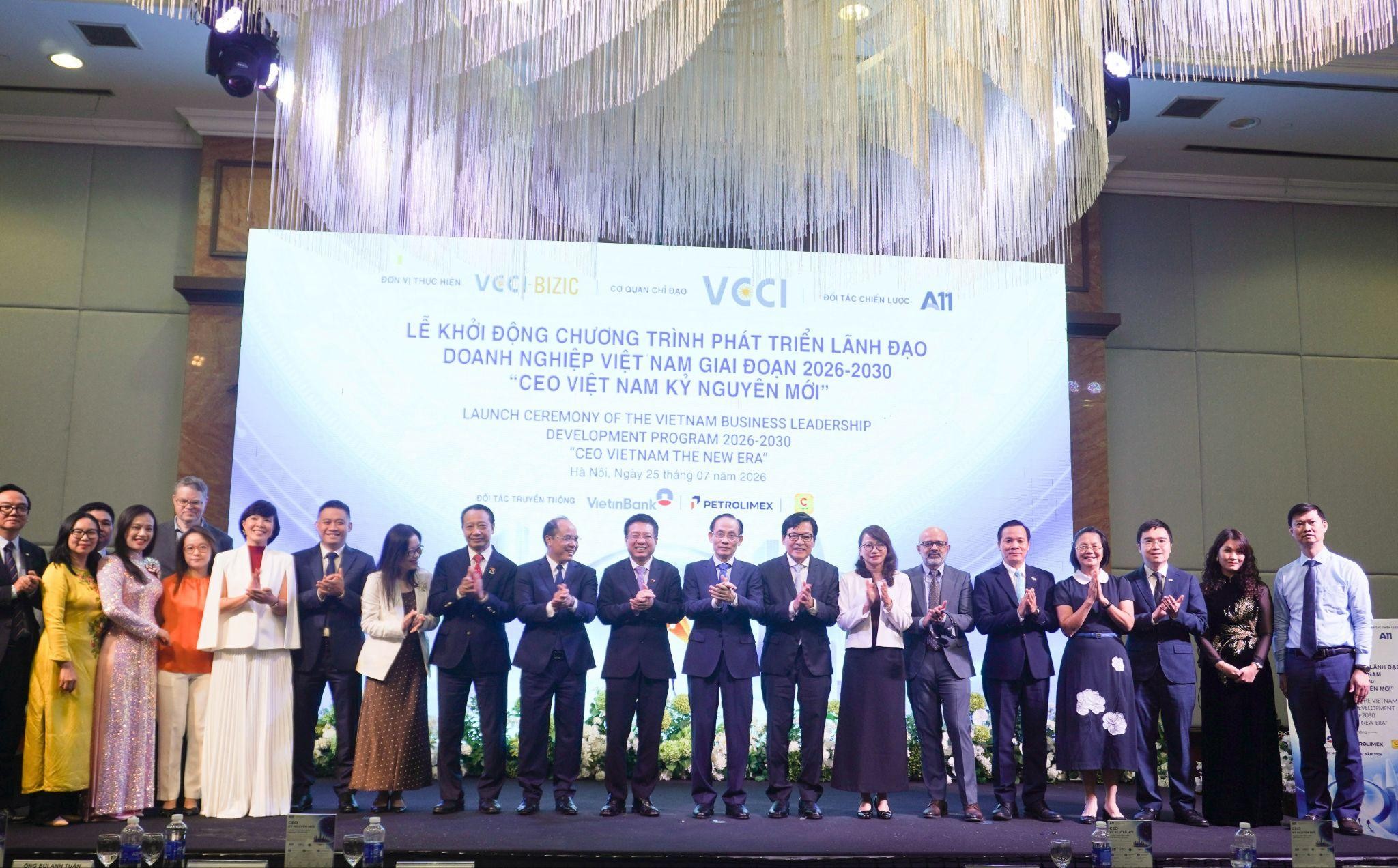 FPT đồng hành cùng VCCI trong chương trình 10.000 CEO Việt Nam kỷ nguyên mới 7 Đại Biểu Tham Dự Sự Kiện 1785146884