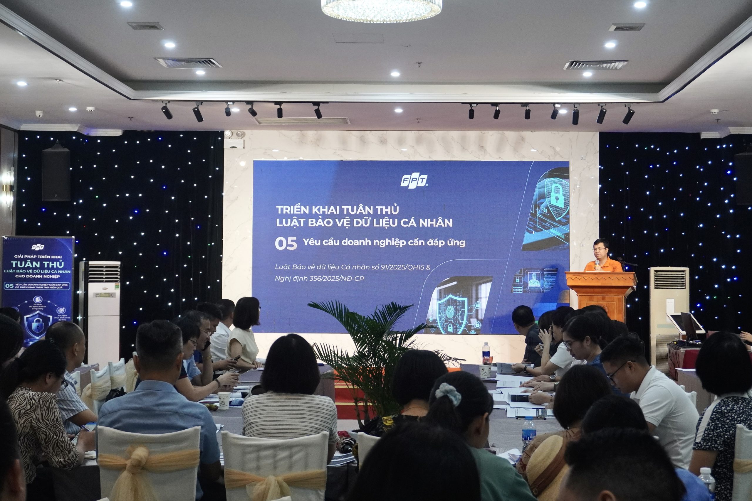 FPT đồng hành cùng VCCI hỗ trợ doanh nghiệp triển khai Luật Bảo vệ dữ liệu cá nhân 9 Dsc07355 1786087575