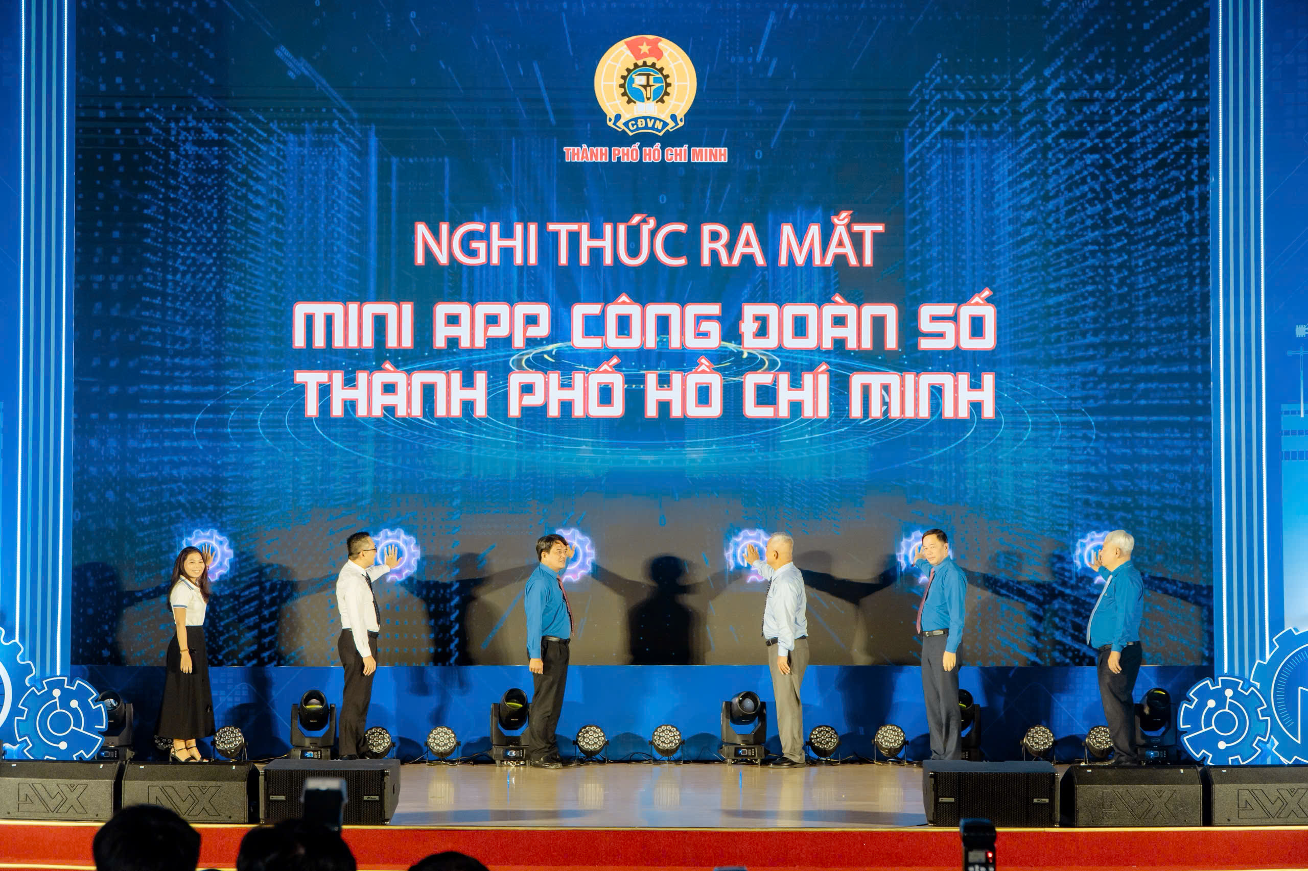 Ra mắt Mini App "Công đoàn TP.HCM": Đưa tiện ích Công đoàn đến gần hơn với đoàn viên trên nền tảng số 8 Ra Mắt Công đoàn Số 1787629817