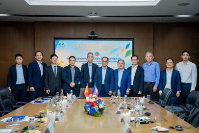 Phái đoàn Bộ Kinh tế và Tài chính Campuchia (MEF) thăm và làm việc tại Tập đoàn FPT về kinh nghiệm xây dựng, vận hành hệ thống mạng đấu thầu quốc gia