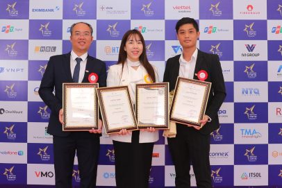 FPT IS thắng lớn tại giải thưởng Top 10 Doanh nghiệp Công nghệ số xuất sắc Việt Nam 2023