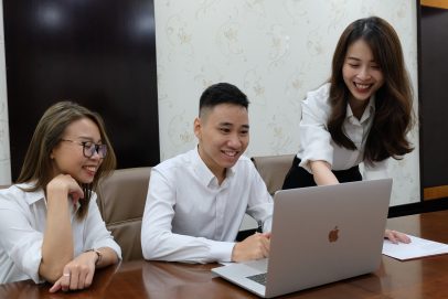 Hai doanh nghiệp hàng đầu Việt Nam lựa chọn giải pháp đào tạo trực tuyến của FPT IS