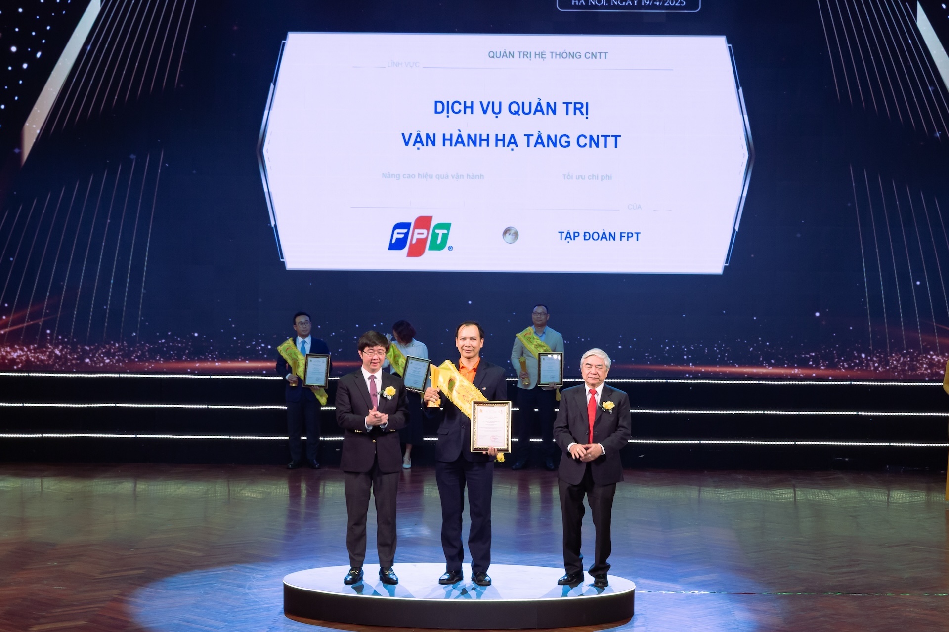 Dịch vụ quản trị vận hành hạ tầng CNTT đạt Giải thưởng Sao Khuê 2025 (Top 10)