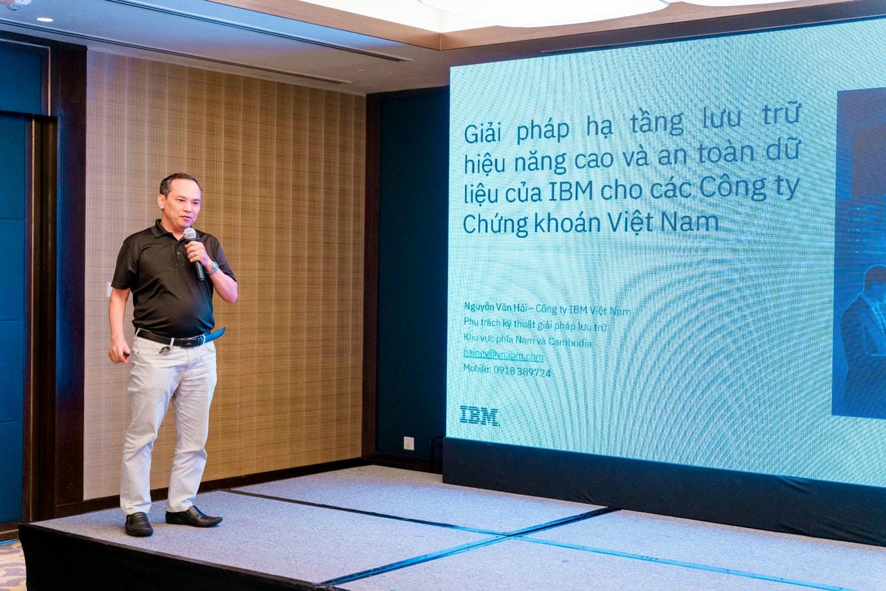Ông Nguyễn Văn Hải – Chuyên Gia Tư Vấn Giải Pháp Hạ Tầng Lưu Trữ, Ibm Việt Nam Tại Sự Kiện 1751885109
